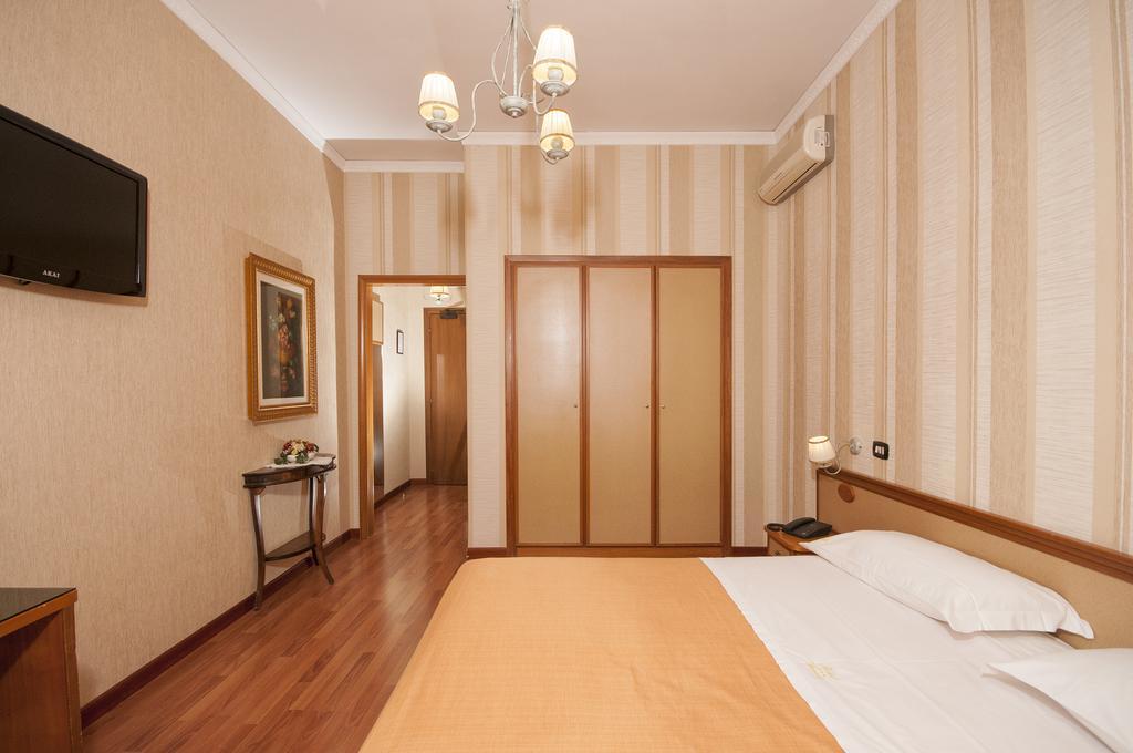 Hotel Ristorante Donato Calvizzano Ngoại thất bức ảnh