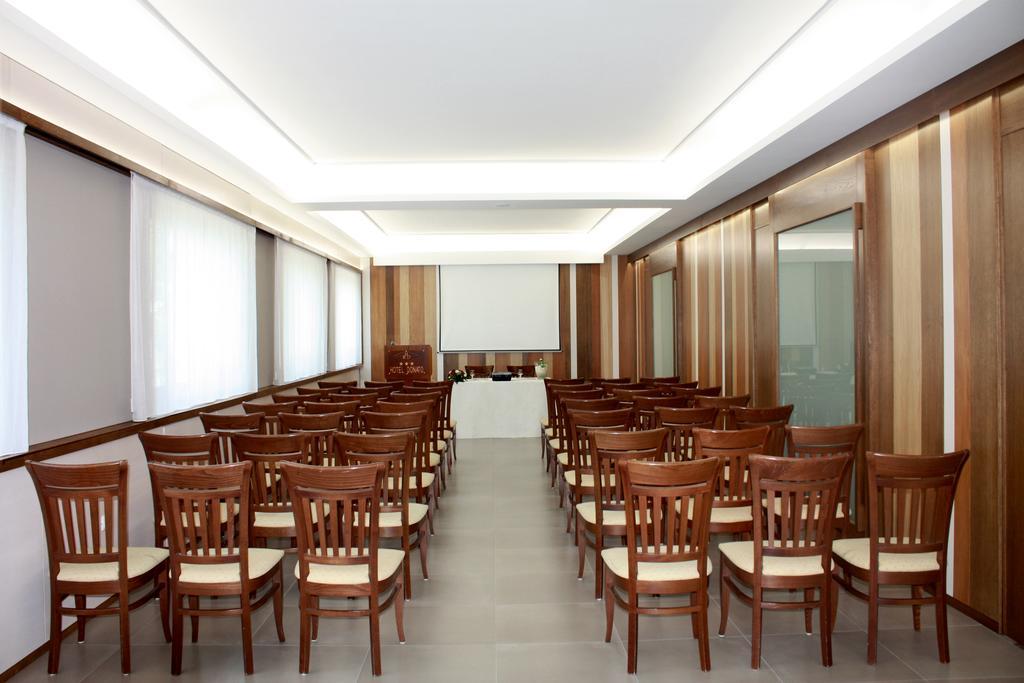Hotel Ristorante Donato Calvizzano Ngoại thất bức ảnh