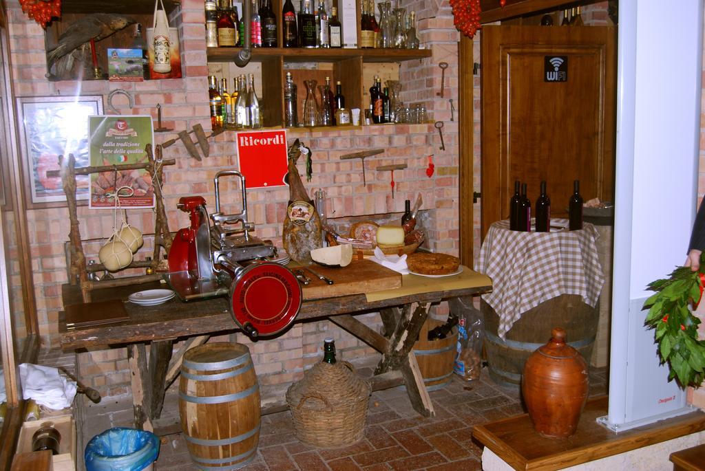 Hotel Ristorante Donato Calvizzano Ngoại thất bức ảnh