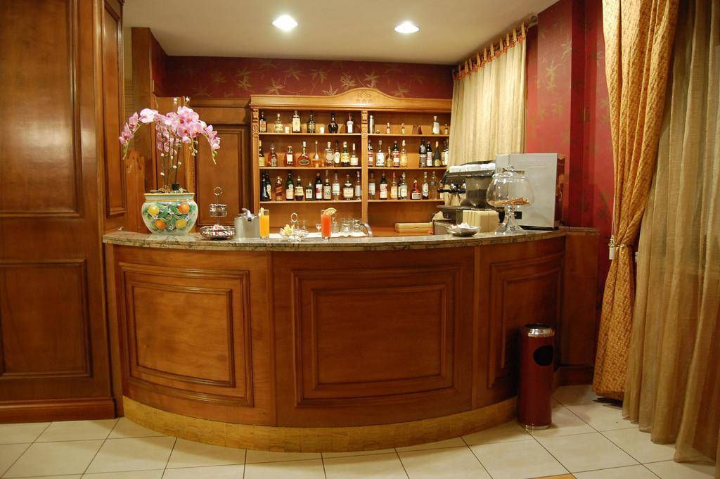 Hotel Ristorante Donato Calvizzano Ngoại thất bức ảnh