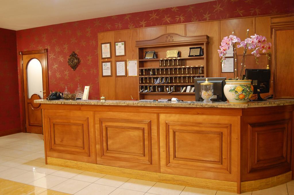 Hotel Ristorante Donato Calvizzano Ngoại thất bức ảnh