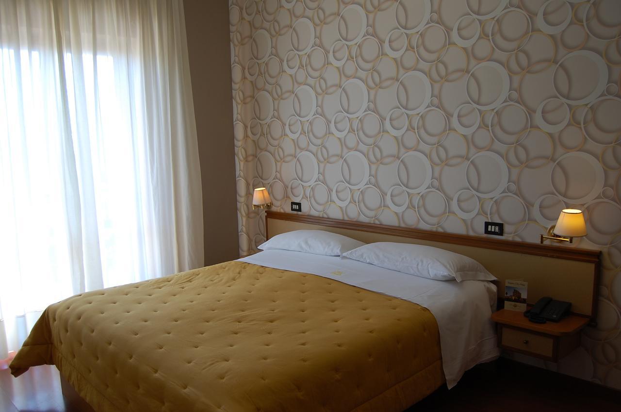 Hotel Ristorante Donato Calvizzano Ngoại thất bức ảnh